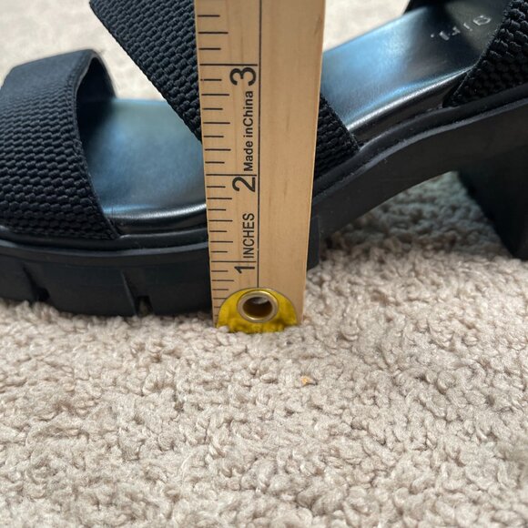 Madden Girl Chunky Platform Sandals Women Size 9 Black Lug Soles Strappy Y2K 90s - Picture 11 of 11